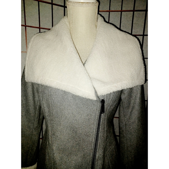 Dkny Wool-Blend Faux Fur Trim Collar Coat - Picture 12 of 16